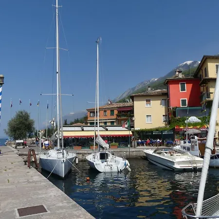 Casa Italia Castelletto Di Brenzone